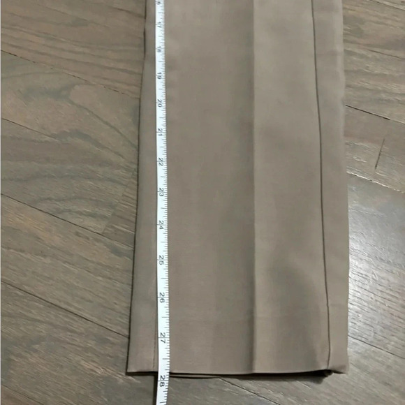 Banana Republic Khaki Addison Skinny Ankle Pants. Size 4. Excellent condition! - Picture 8 of 9